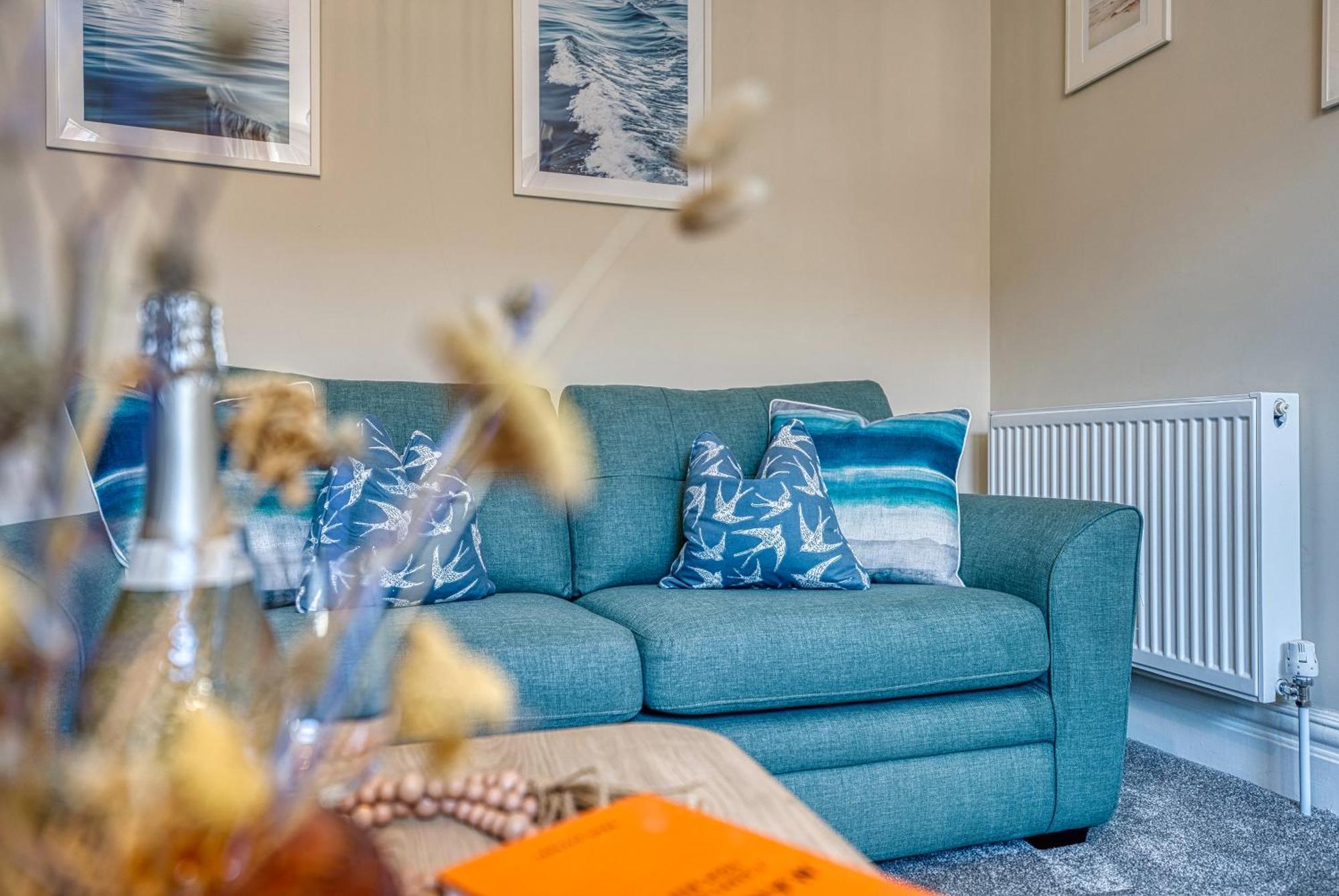 2 Bedrooms Modern, Stunning & Stylish Contractor House, Prime Portsmouth Location With Free Parking Permit, Summer Special Offer!! - By Blue Puffin Stays Экстерьер фото